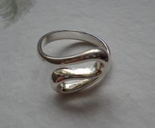 Ring size P. Jewellery.Ladies ring,Costime jewellery