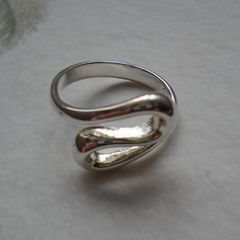 Ring size P. Jewellery.Ladies ring,Costime jewellery