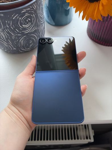 Samsung Galaxy Z Flip 7