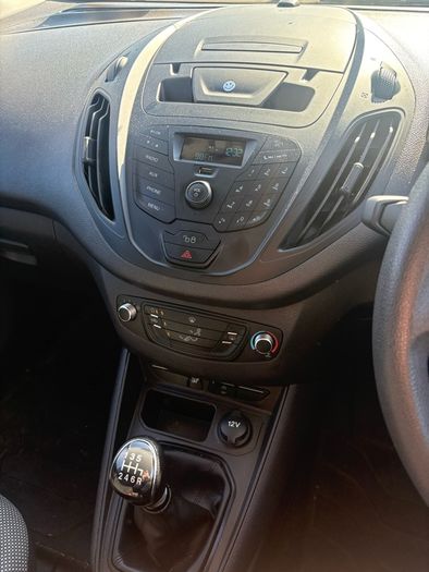 2023 Ford Transit Courier 1.5L Diesel New CVRT