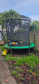 8ft trampoline