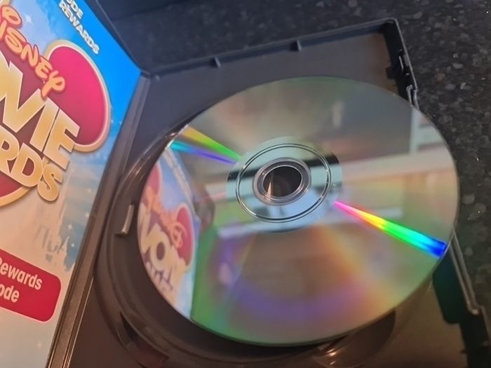 Pirates of Caribbean on stranger trdes DVD