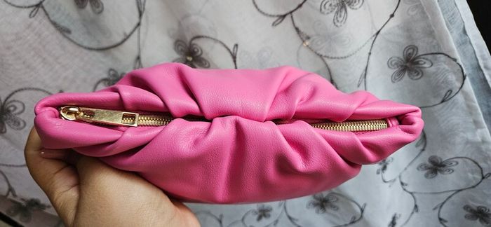 Elizabeth Arden Makeup Bag Pouch in Hot Pink