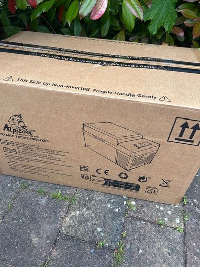 Alpicool c20 fridge (read description)