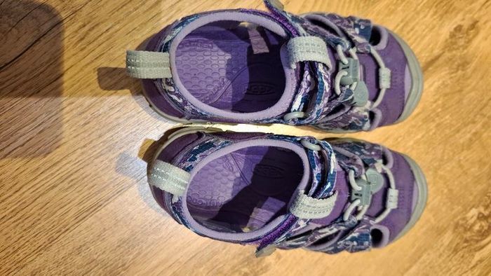 Kids KEEN Sandals UK10