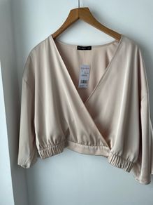 Gold satin top size 18 - New with tags