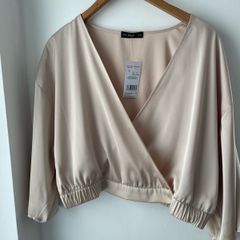 Gold satin top size 18 - New with tags