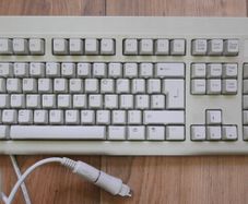 Vintage PC Wired Keyboard Model SK-1100CW