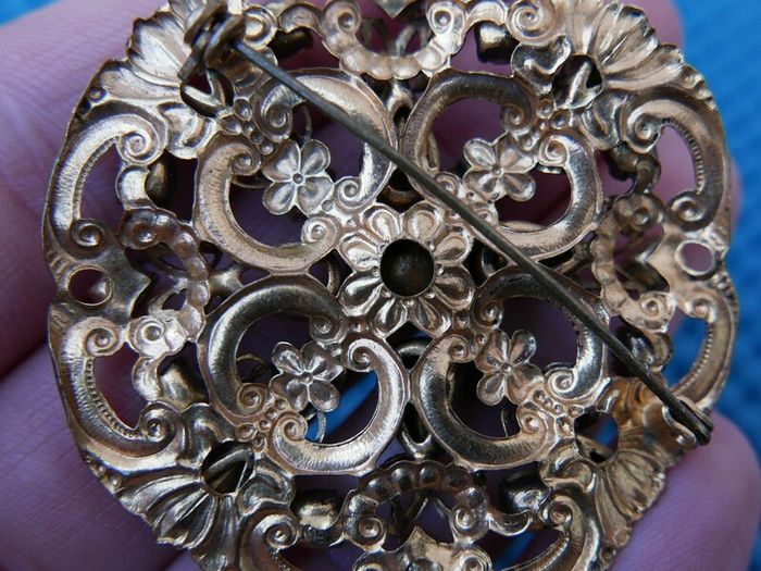 Vintage Brooch