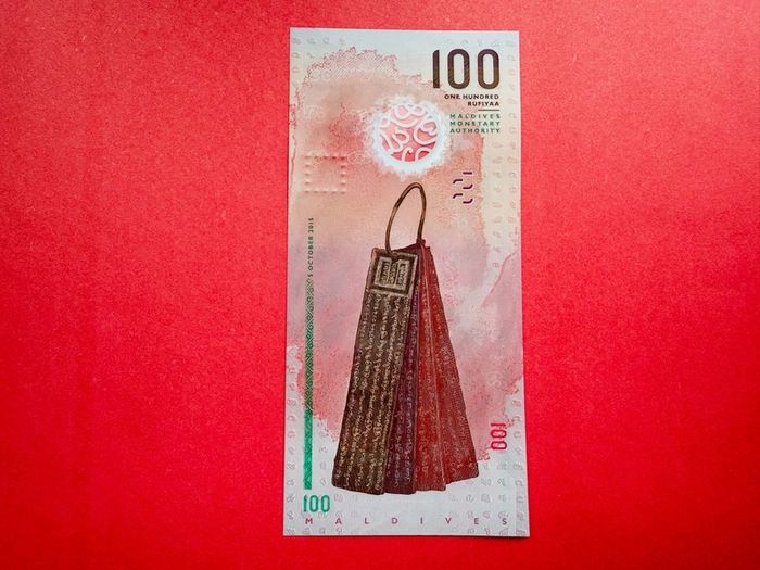 Maldives. 100  Rufiyaa. 2015. Pick  29a. Polymer / Plastic  ( Uncirculated)