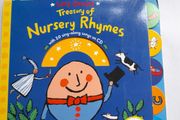 Lucy Cousins Treasury of Nursery Rhymes board book