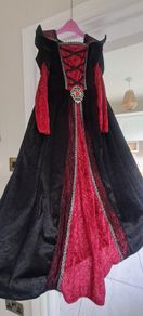Vampire Witch costume age 9-10