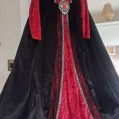 Vampire Witch costume age 9-10