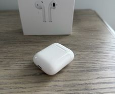 Apple Airpods Gen 2