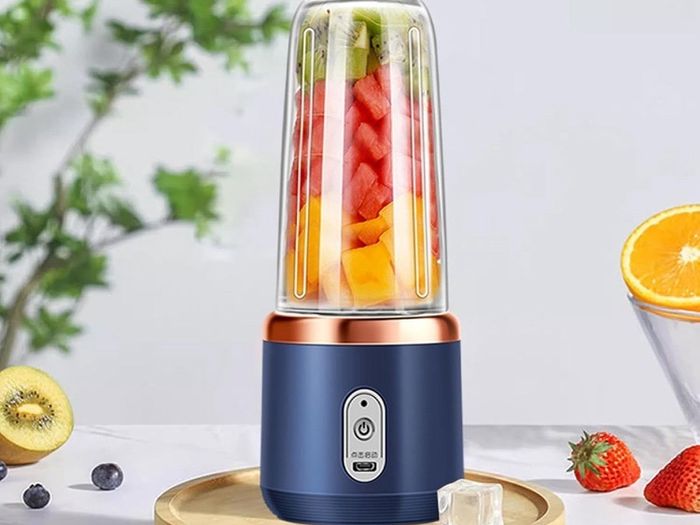 Portable blender