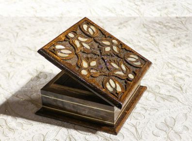 An antique Jewelry Box, Mosaic box, Jewellery box, Handmade box,Wooden box,mother of pearl inlay,Christmas Present,For Gold Ornaments, gift