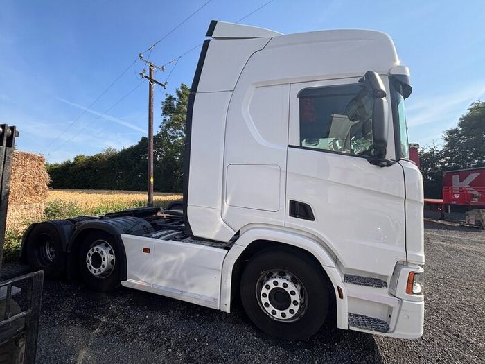 2 x Scania R450