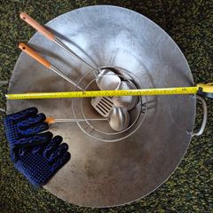 Carbon steel wok
