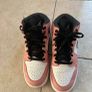 Air Jordan 1 Mid Pink Image 2