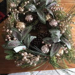 Blush tone festive wreath
