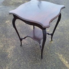 Edwardian mahogany scalloped edge side table