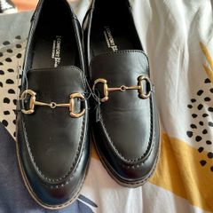 New Ladies loafers - size 6