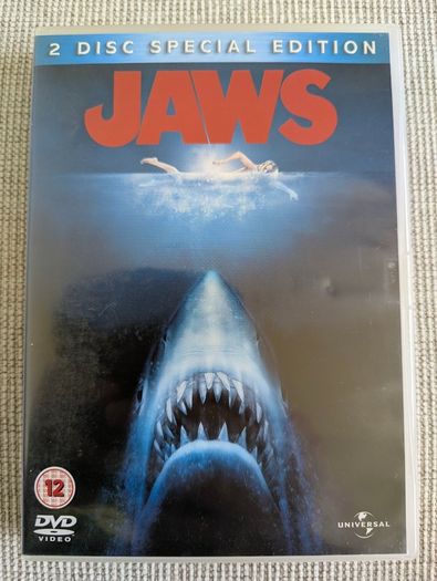 Jaws 30th Anniversary 2-Disc Special Edition DVD + Free iPhone Case