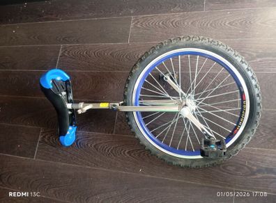 one wheel bicycle