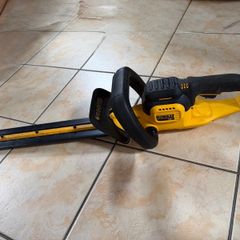 Hedge Trimmer DeWaltDCMHT563