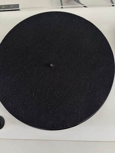 Rega RP1 Turntable Near Perfect Rare Find