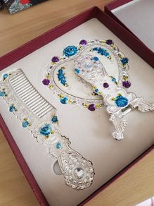 NEW - Ornamental Comb and Mirror gift box set