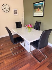 Glass Table & x4 chairs