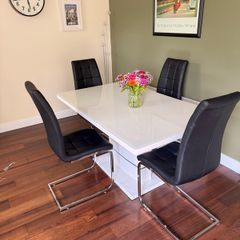 Glass Table & x4 chairs