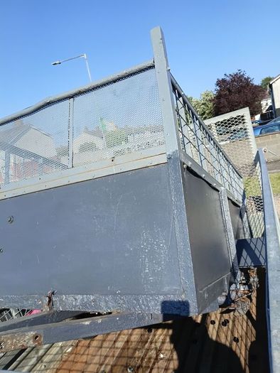 Car trailer