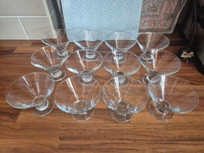 Prawn cocktail glasses x 12