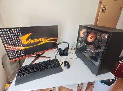 Gaming PC Ryzen 5 5600X / RX 6800 16GB / 1440p 144hz Monitor / Full Bundle
