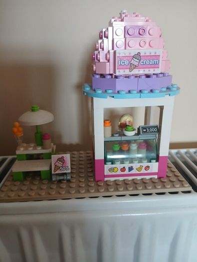 Oxford Sweet Ice Cream Shop and Manual