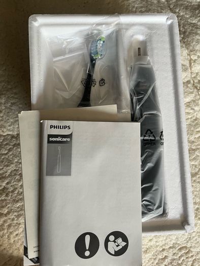 Philips Sonicare DiamondClean 9000 Electric Sonic Toothbrush with App