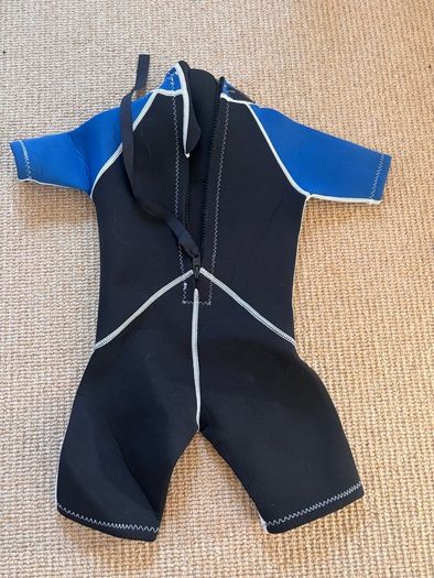 kids wetsuit 3-4