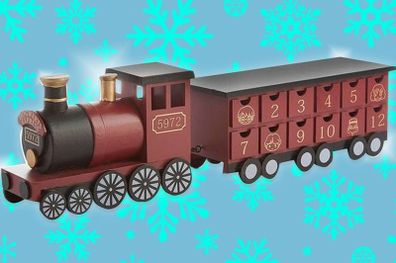 Harry Potter/Hogwarts Express Train Advent Calendar Wooden Train .. Price Drop