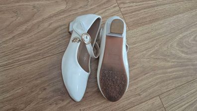 Communion shoes size 33