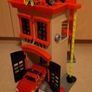 Imaginext Rescue City Fire Station Playset and Vehicle Set Image 2