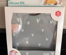 Silicone Bib - Grey Hearts
