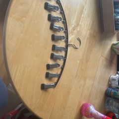 Multi-clip hanger