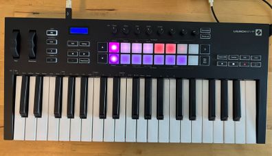 Novation Launchkey 37 mk3  - like new