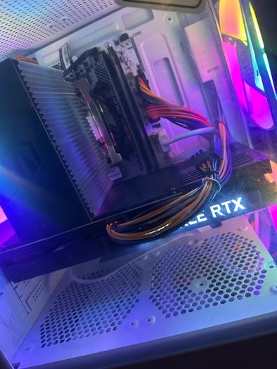 Gaming Pc I7-12700 / Rtx 3070 Ddr5