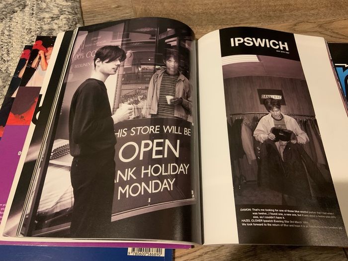 Blur Books 90s Vintage