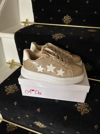 A Dee Gold Trainers uk 13 excellent condition!