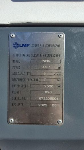 Portable diesel Compressor 210 CFM 7.5-8 Bar