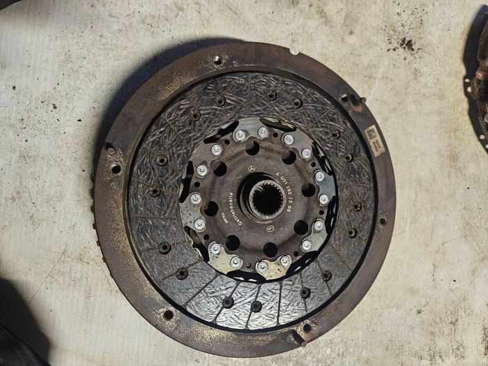 Mercedes Vito Clutch